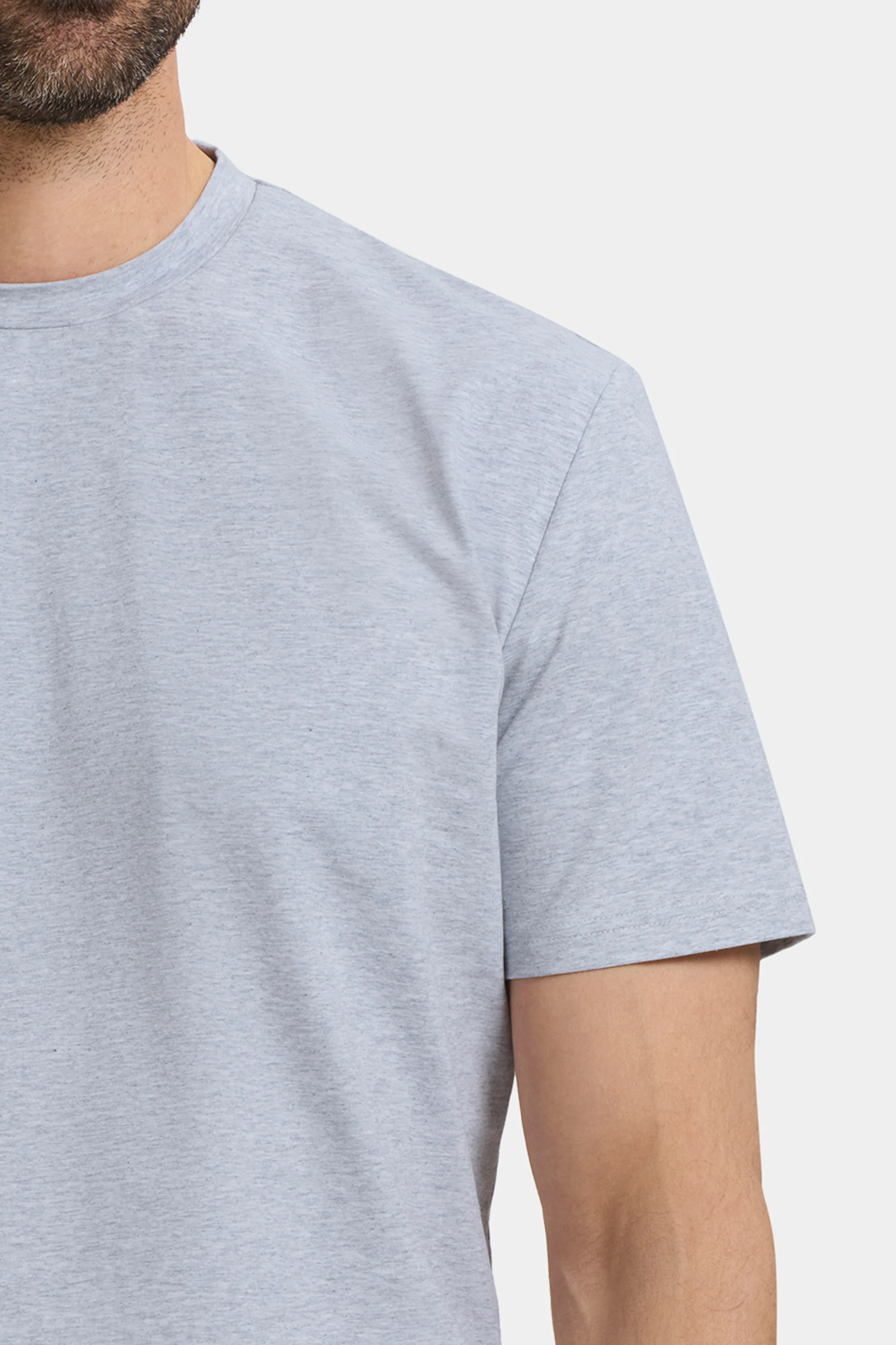 THE ESSENTIAL REGULAR T-SHIRT - Image 26