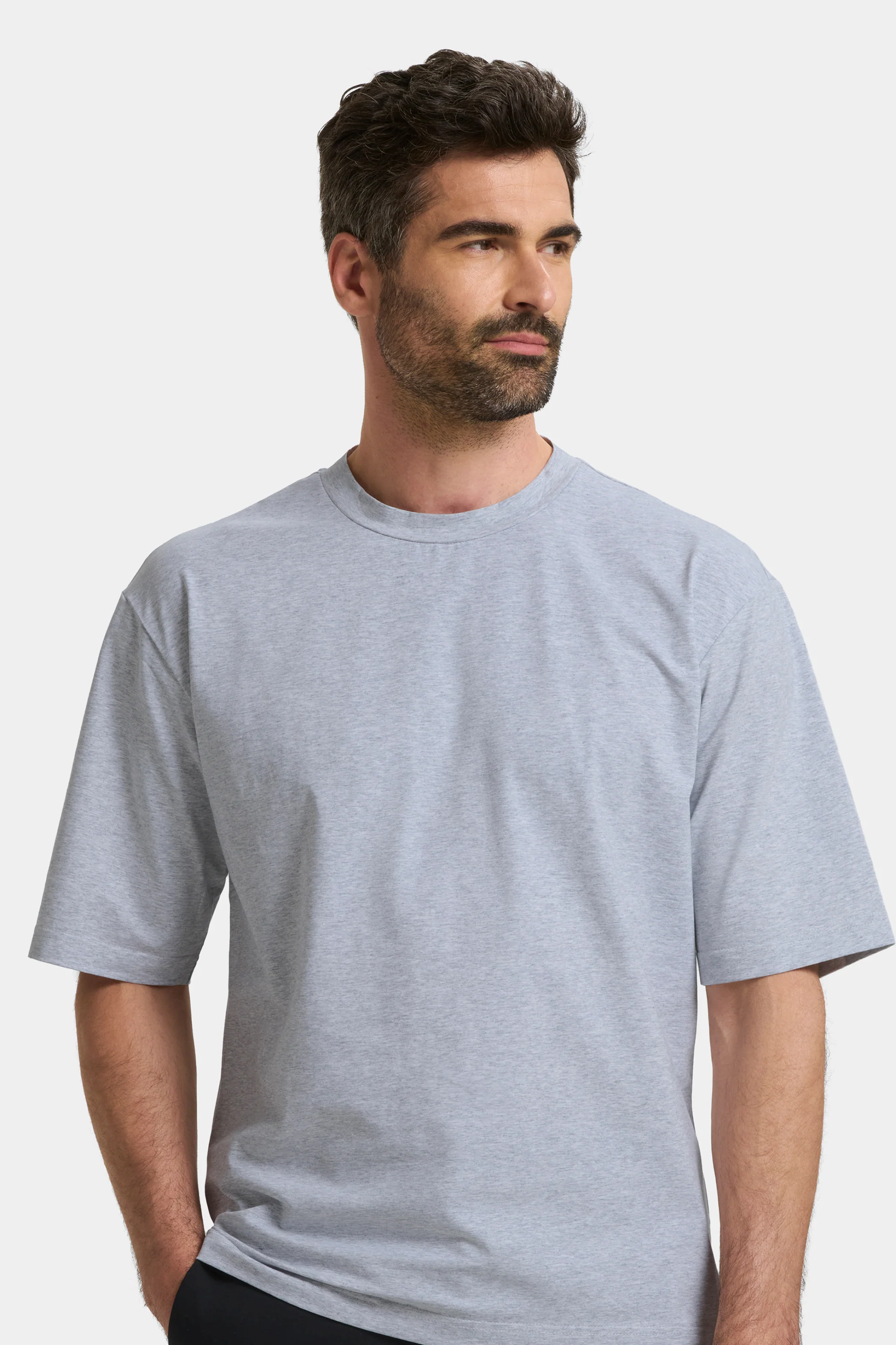 THE ESSENTIAL RELAXED T-SHIRT - Image 21