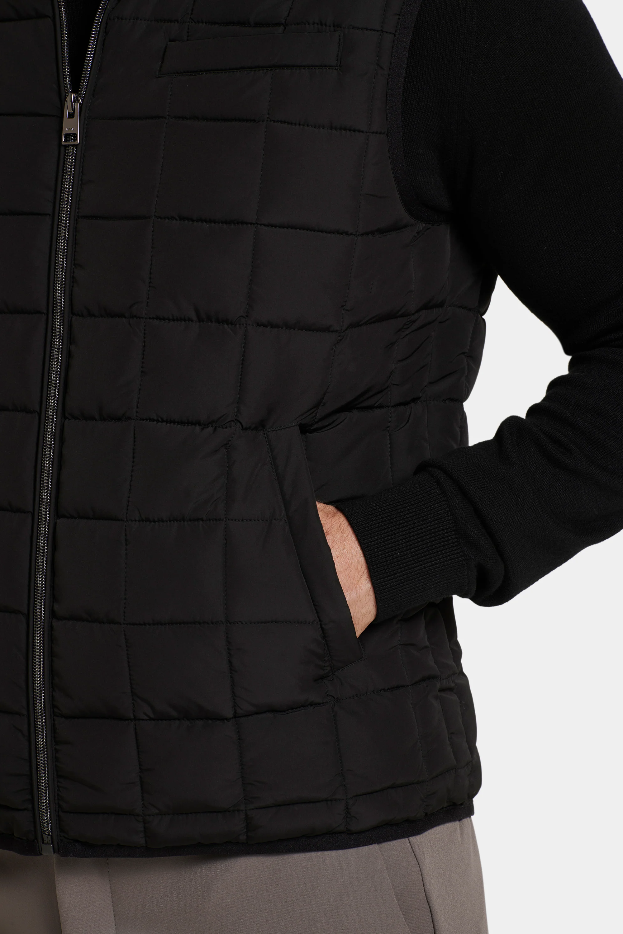 THE PIAZZA BODYWARMER - Image 12