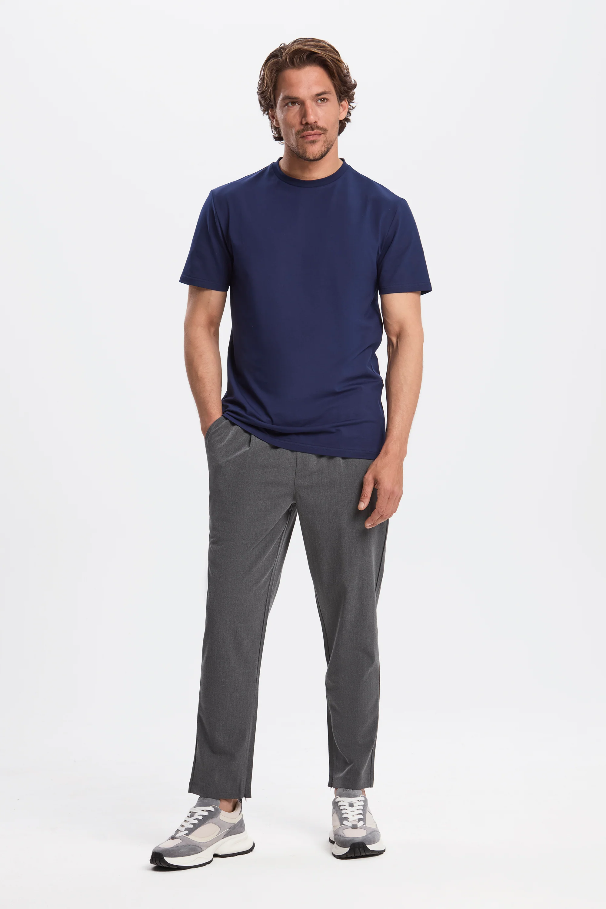 THE REGULAR T-SHIRT - Image 15