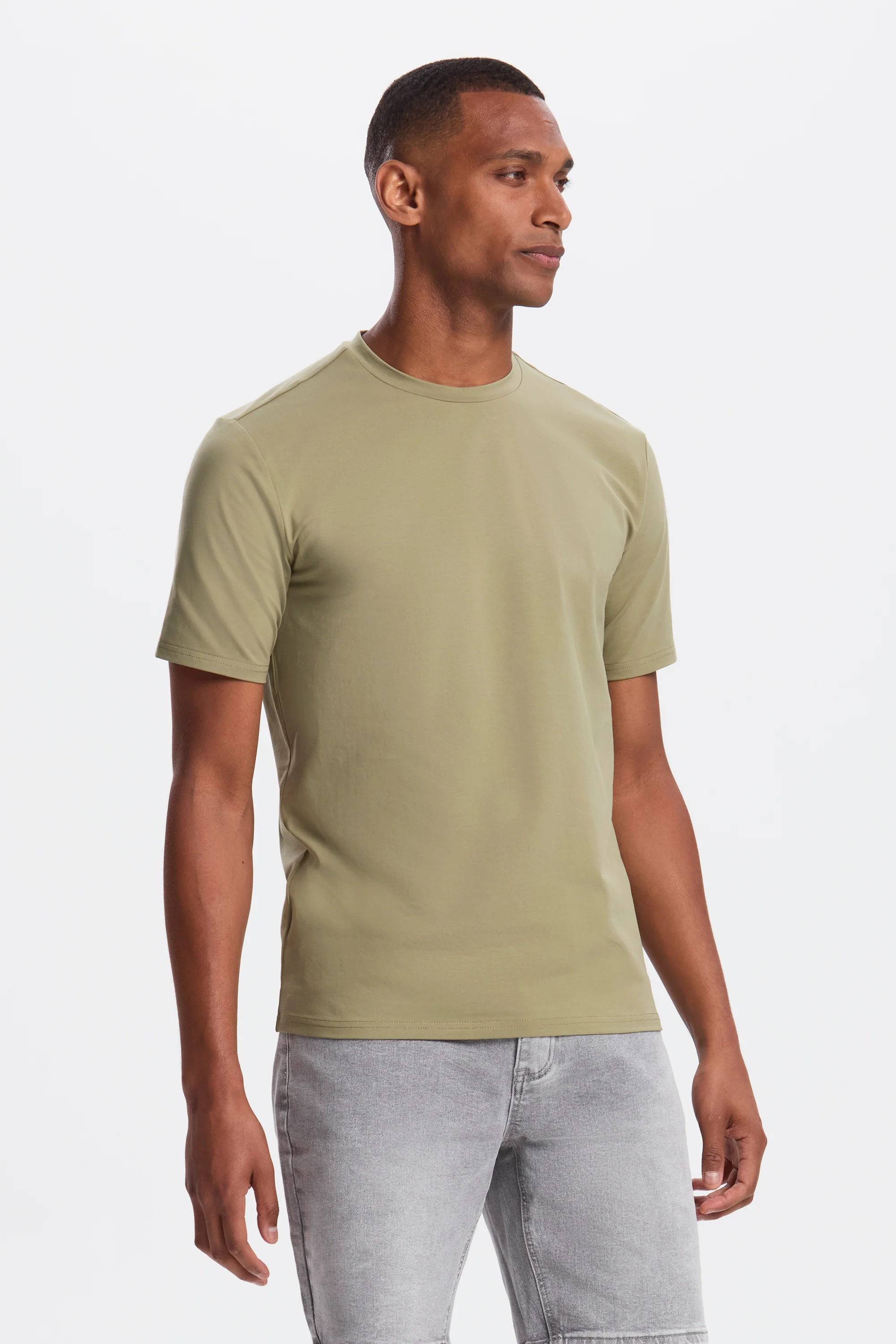 THE REGULAR T-SHIRT - Image 20