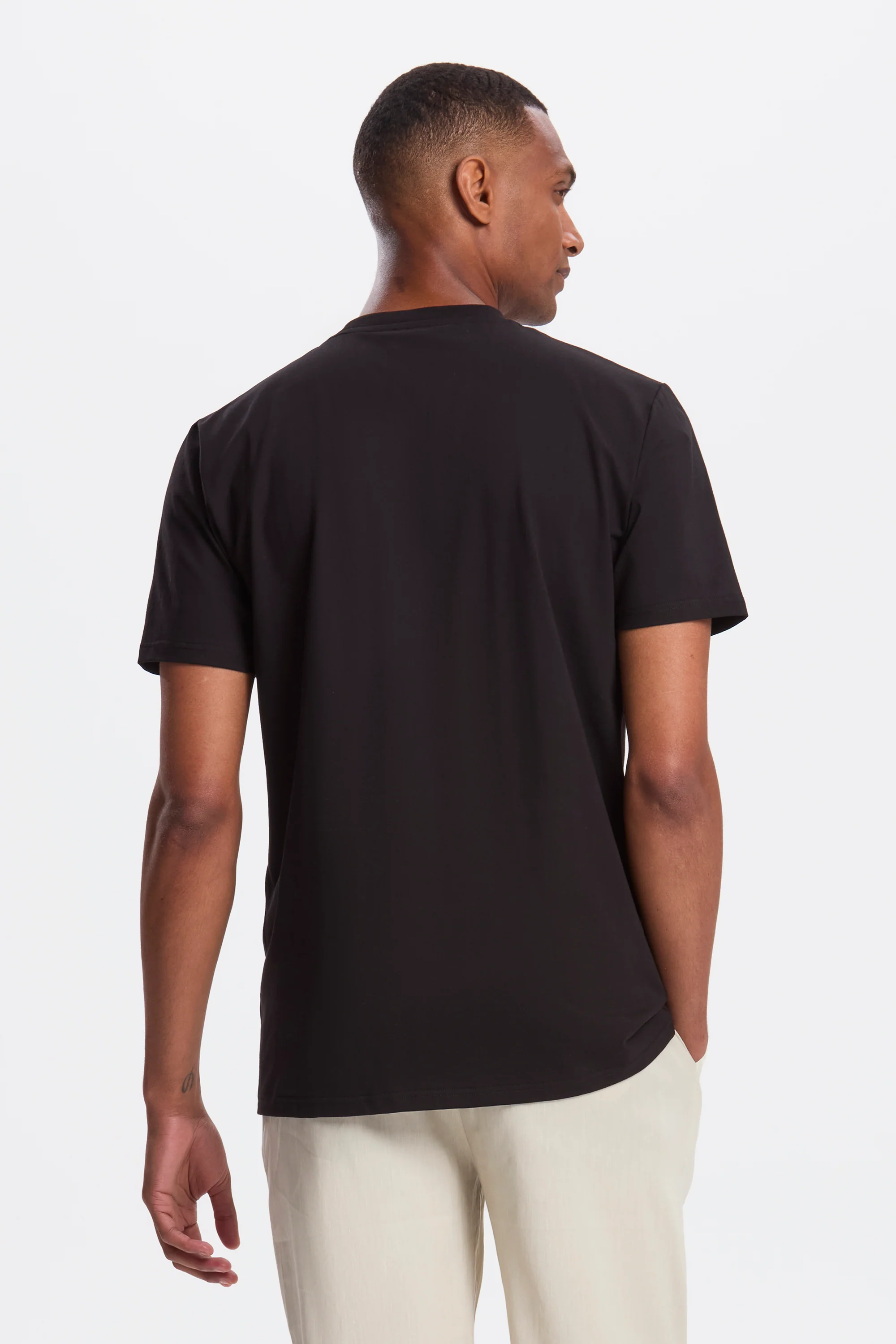 THE REGULAR T-SHIRT - Image 4