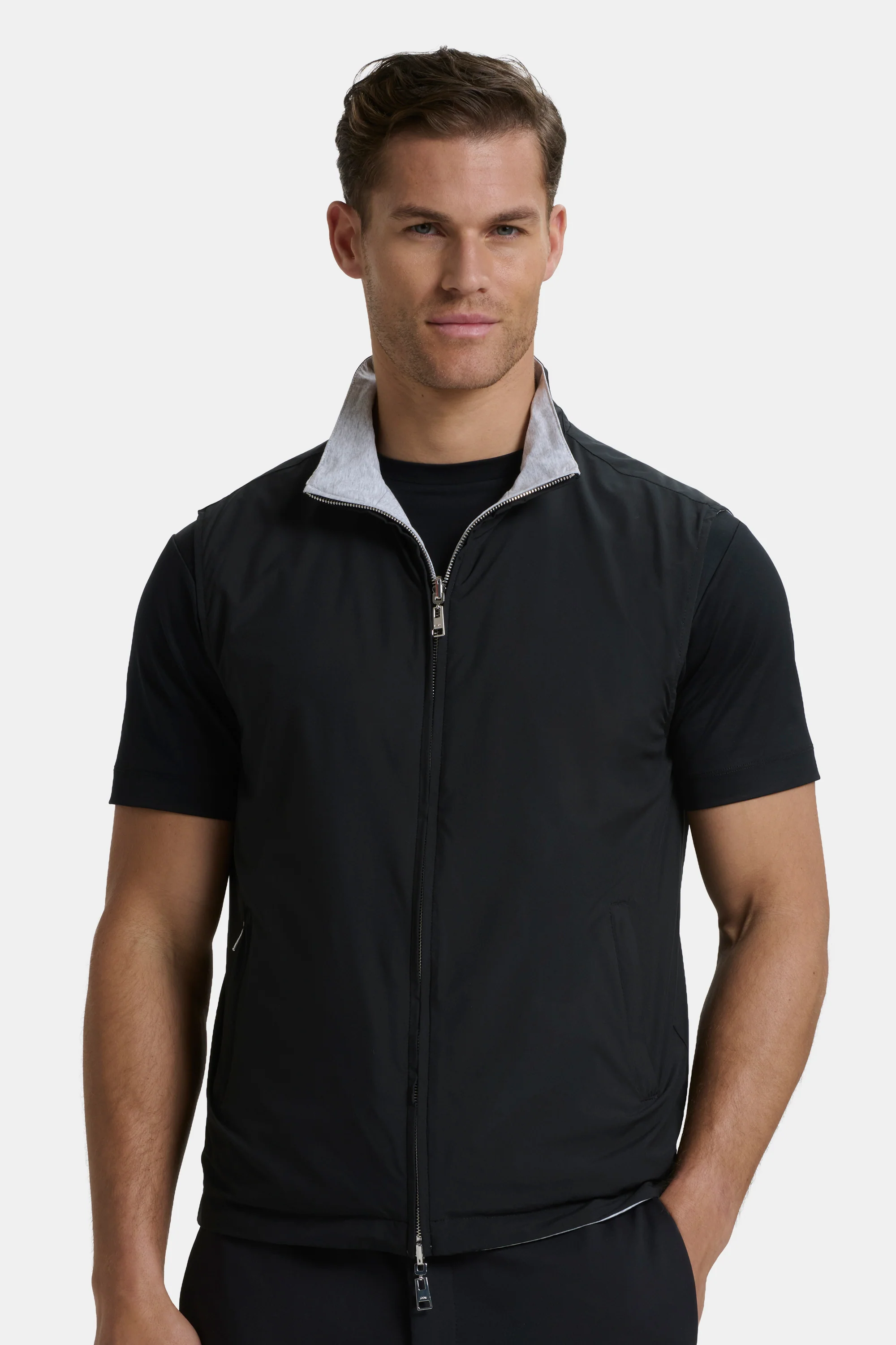 THE ROMA REVERSIBLE BODYWARMER - Image 8