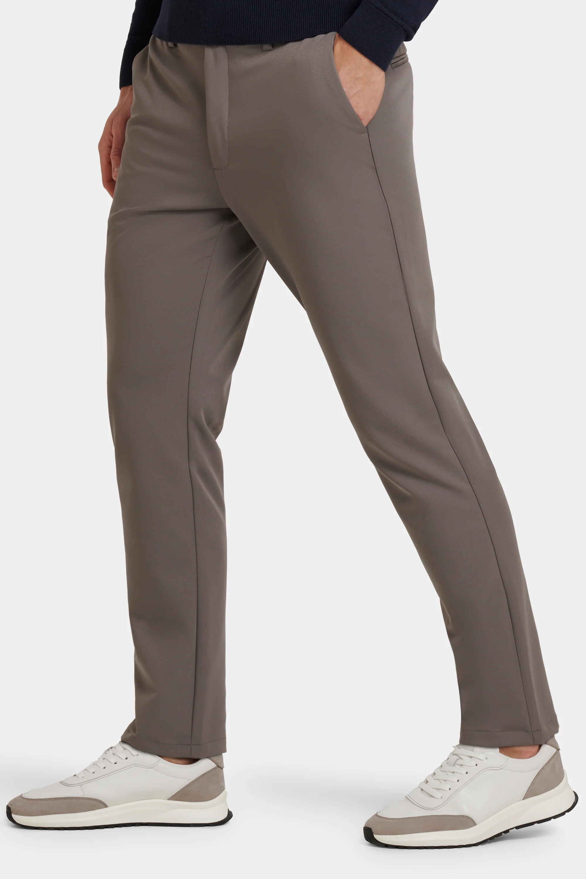 THE TECH PANTS - Image 9